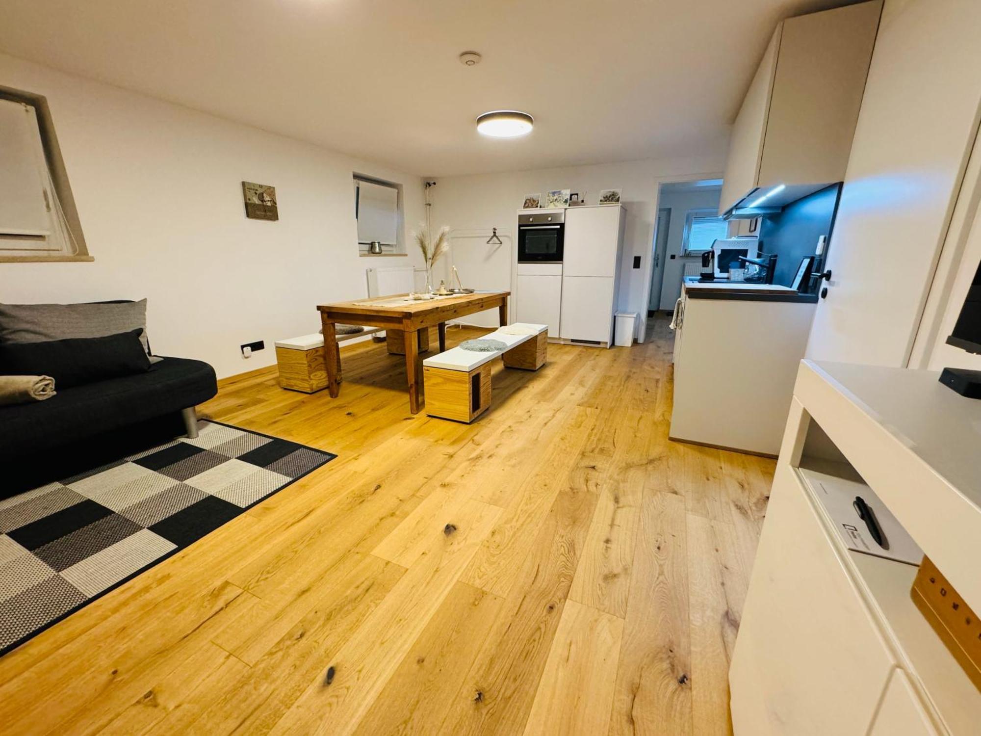 Ferien- Und Business Apartment Cadolzburg Eksteriør bilde